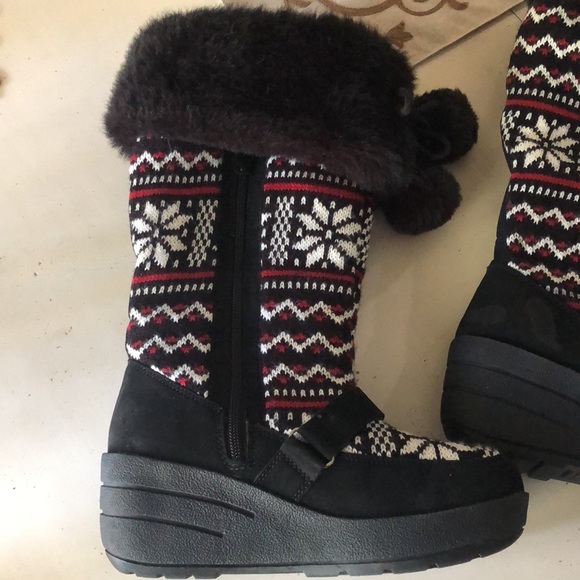 Snowflake Knit Wedge Heel Boots Pom Pom-Fair Isle sweater Faux Fur Winter Boots - Picture 4 of 16